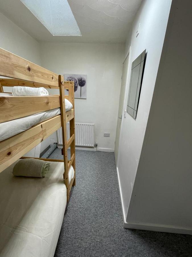 Bridge Street En Suite Rooms Merthyr Tydfil Eksteriør billede