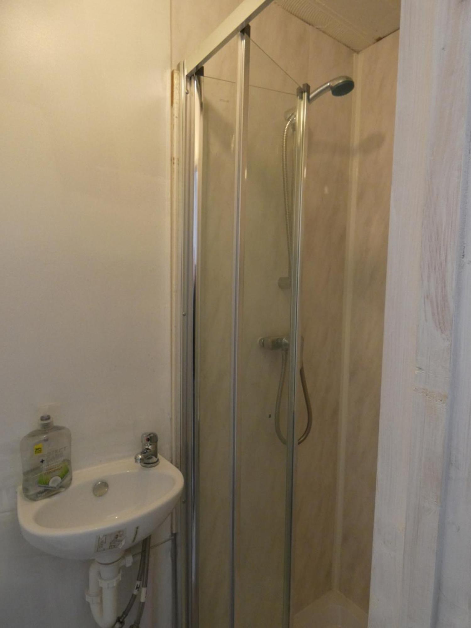 Bridge Street En Suite Rooms Merthyr Tydfil Eksteriør billede